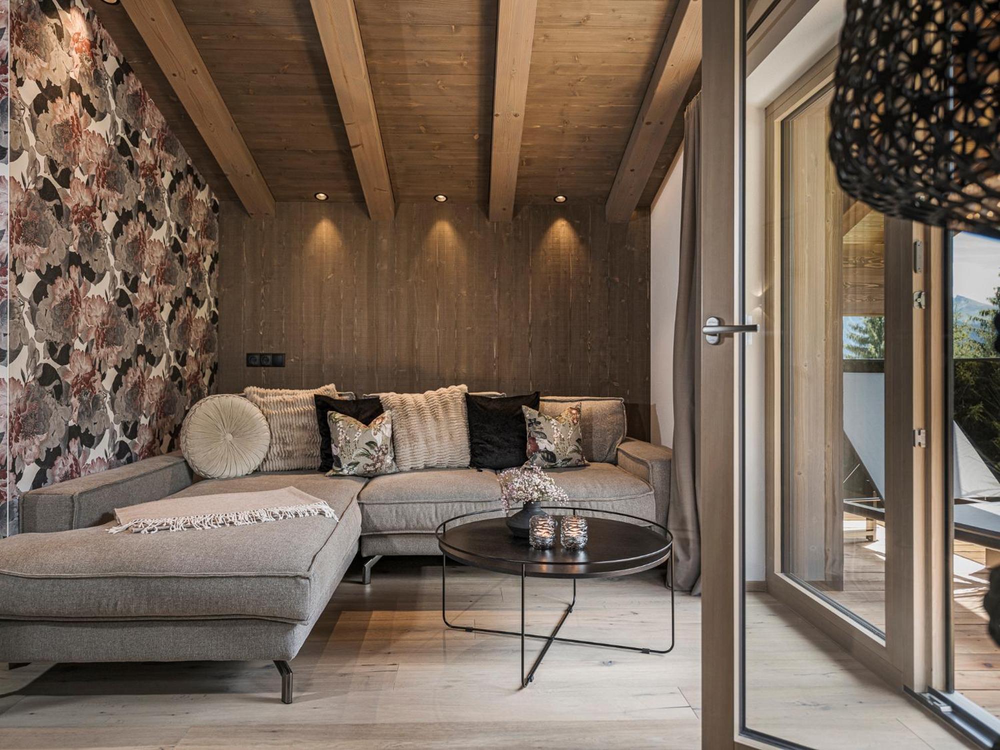 Hotel Bergkristall Zillertal - Adults Only 14 Years Plus Hippach Exterior photo