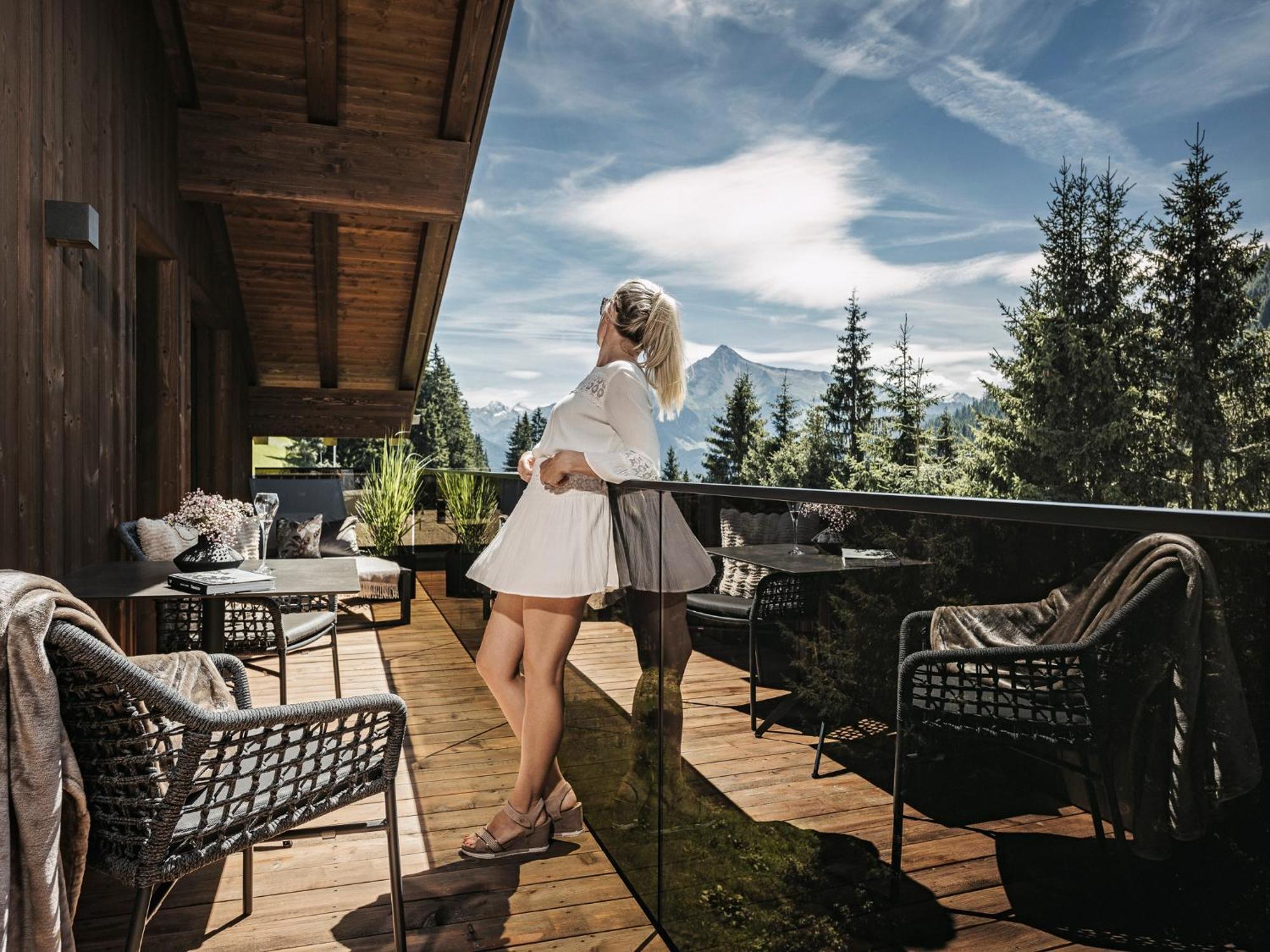 Hotel Bergkristall Zillertal - Adults Only 14 Years Plus Hippach Exterior photo