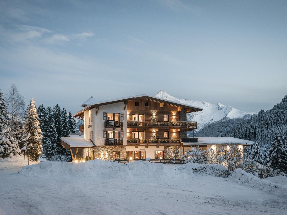Hotel Bergkristall Zillertal - Adults Only 14 Years Plus Hippach Exterior photo